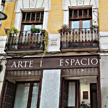 Arte I Espacio Home Madrid Bagian luar foto